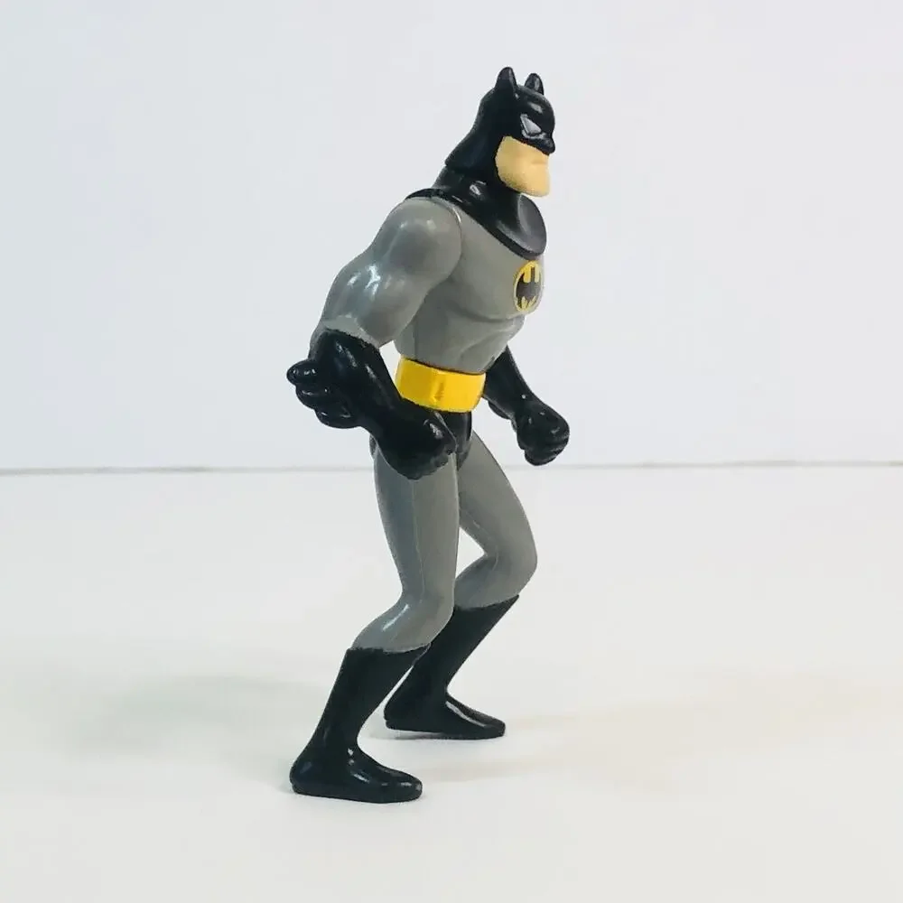 vintage 1993 batman grey‎ suit yellow belt dc comics cake topper 3.5 inch figure